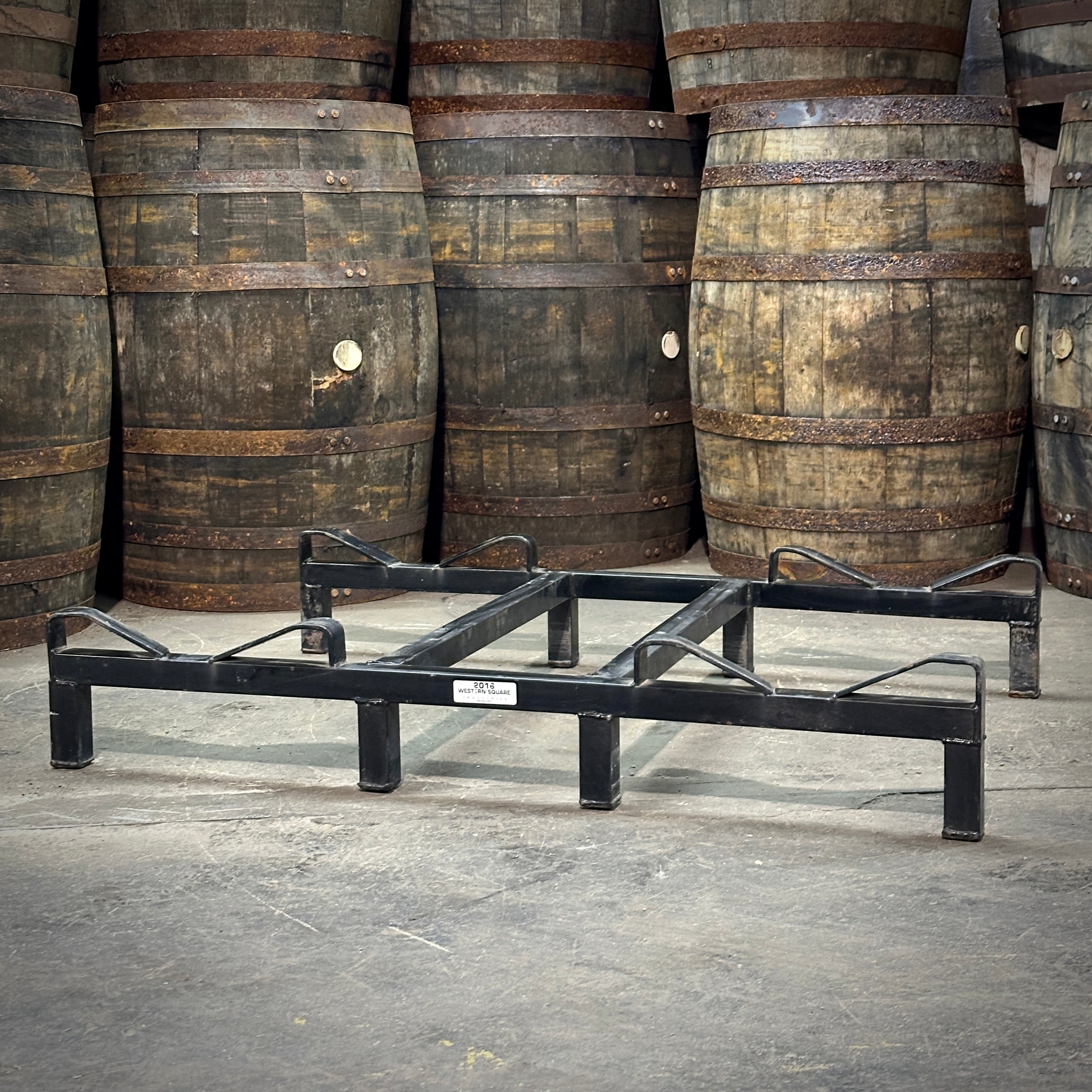 Empty Barrel Rack Used Barrel Floor Racks